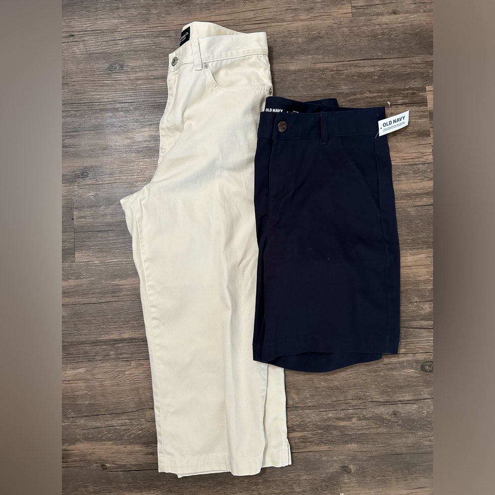 Bundle size 8 shorts/capri